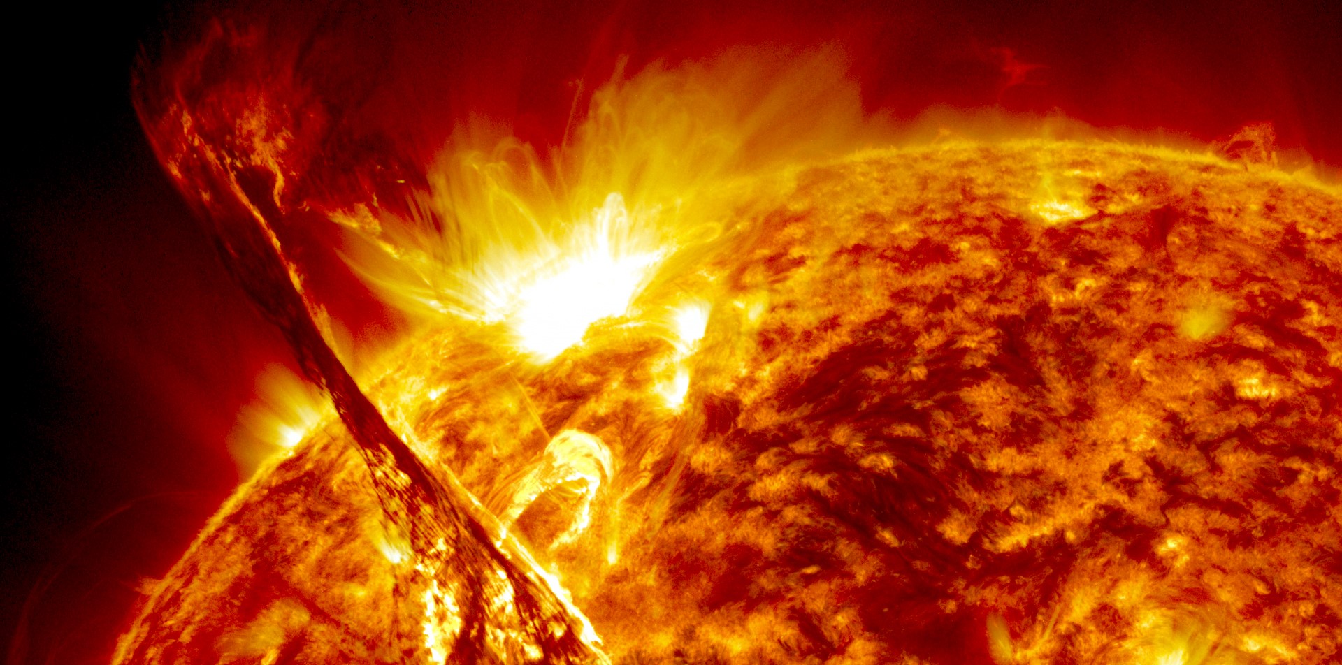 I nuclei radioattivi svelano la nascita del Sole