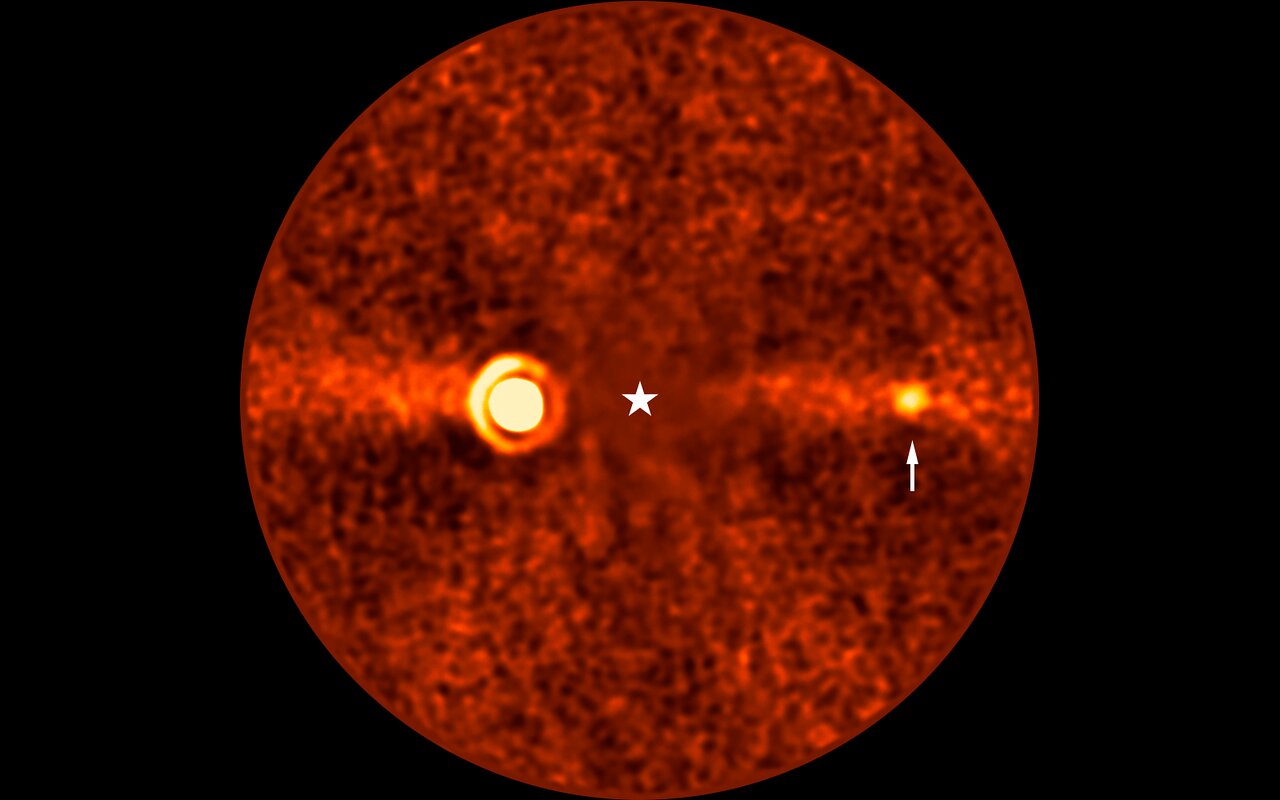 ERIS trova Beta Pictoris d, il pianeta meno luminoso mai fotografato dalla Terra